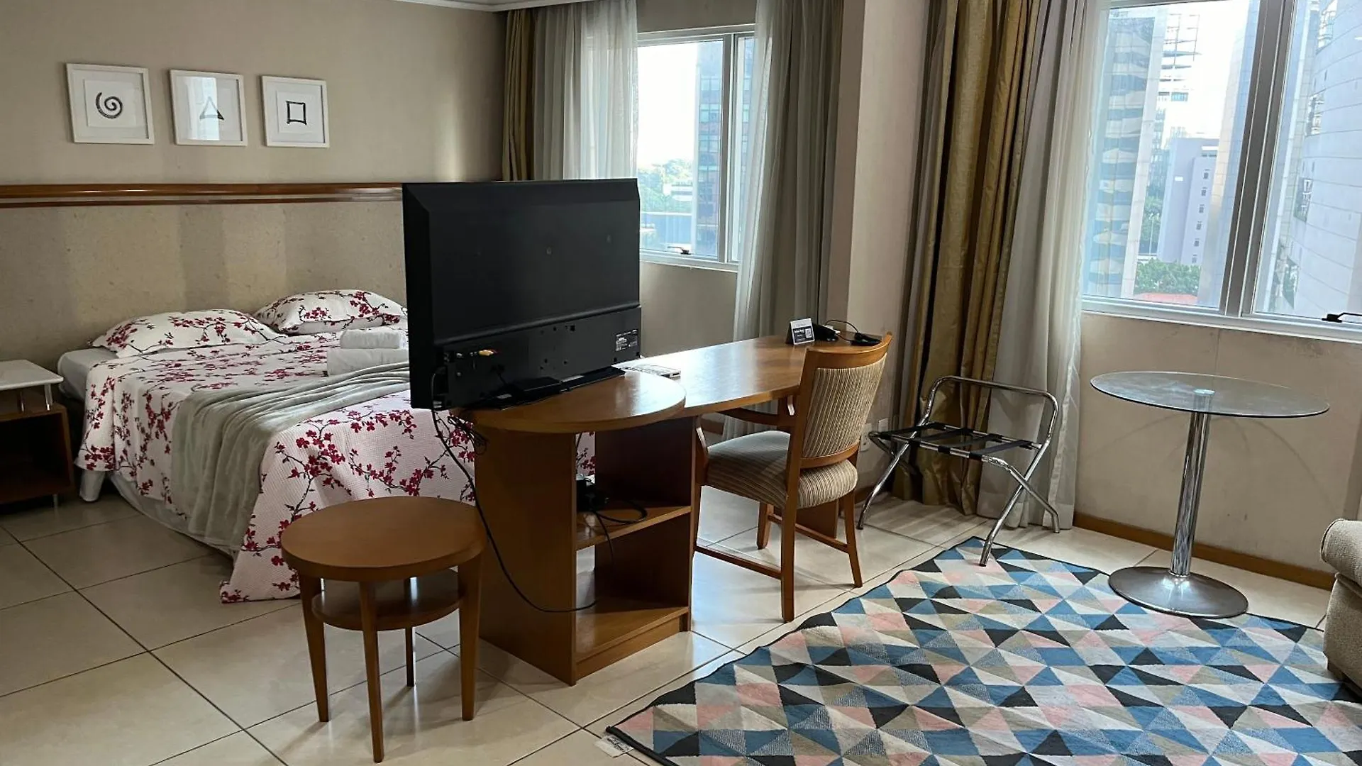 Quarto De Hotel Em Frente Ao Shopping Vila Olimpia São Paulo 4*,  Brasil