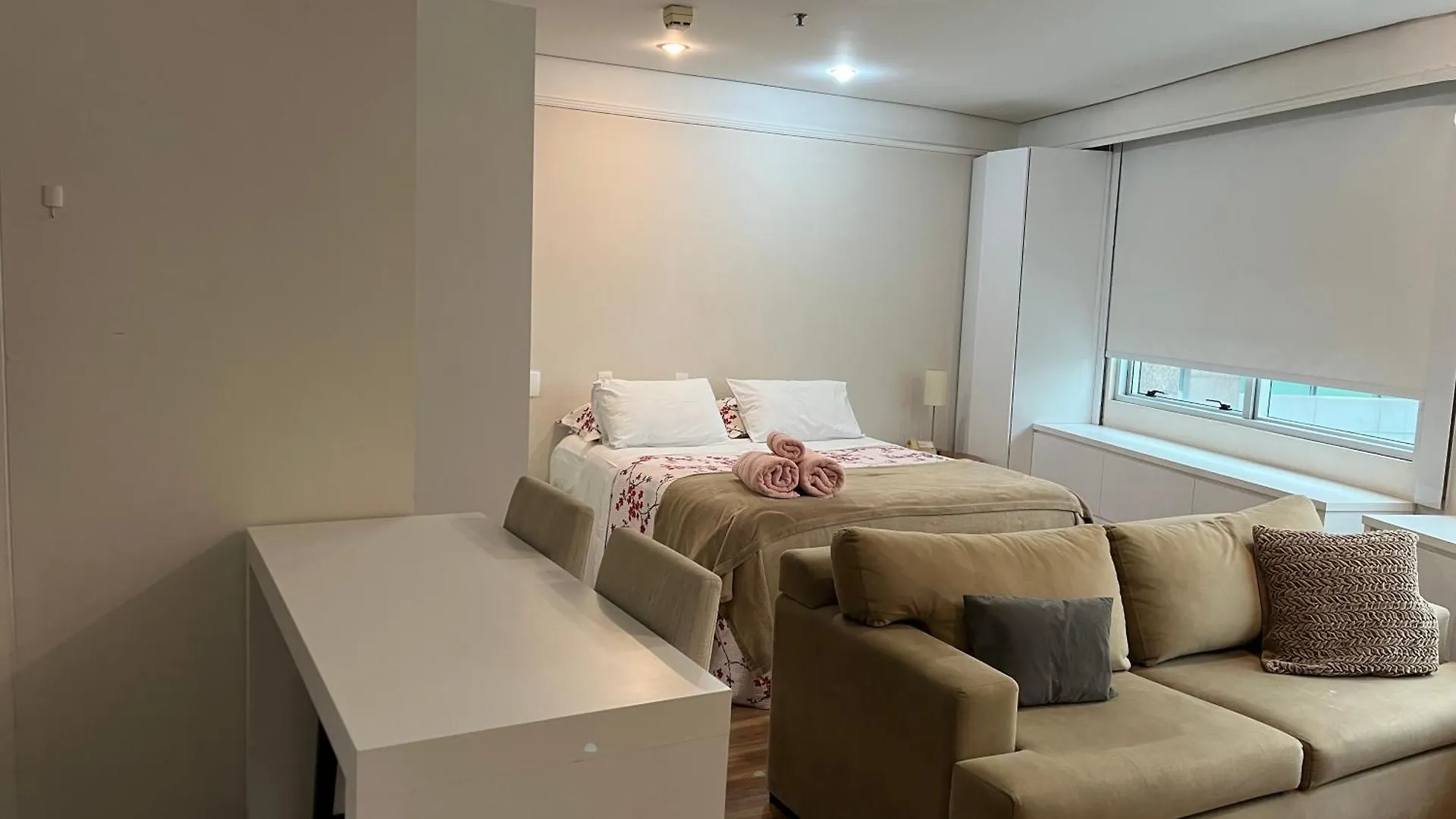 **** Apart-hotel Quarto De Hotel Em Frente Ao Shopping Vila Olimpia São Paulo Brasil
